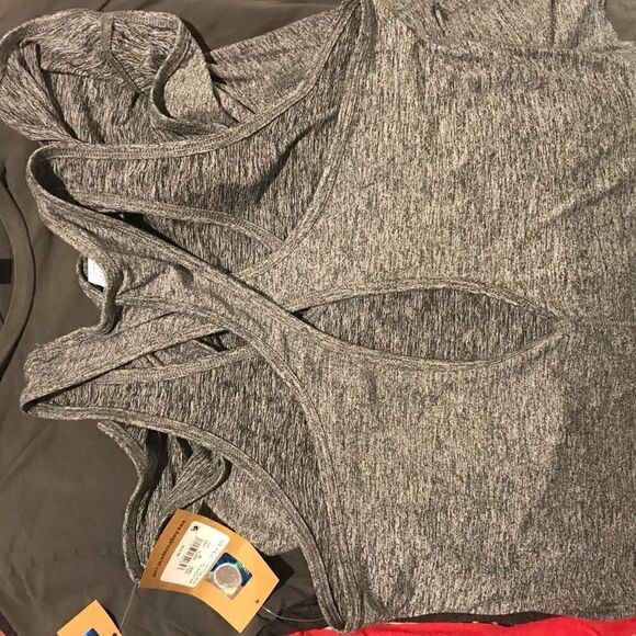 **NWT** Pittsburgh Panthers medium grey tank top - Picture 7 of 11